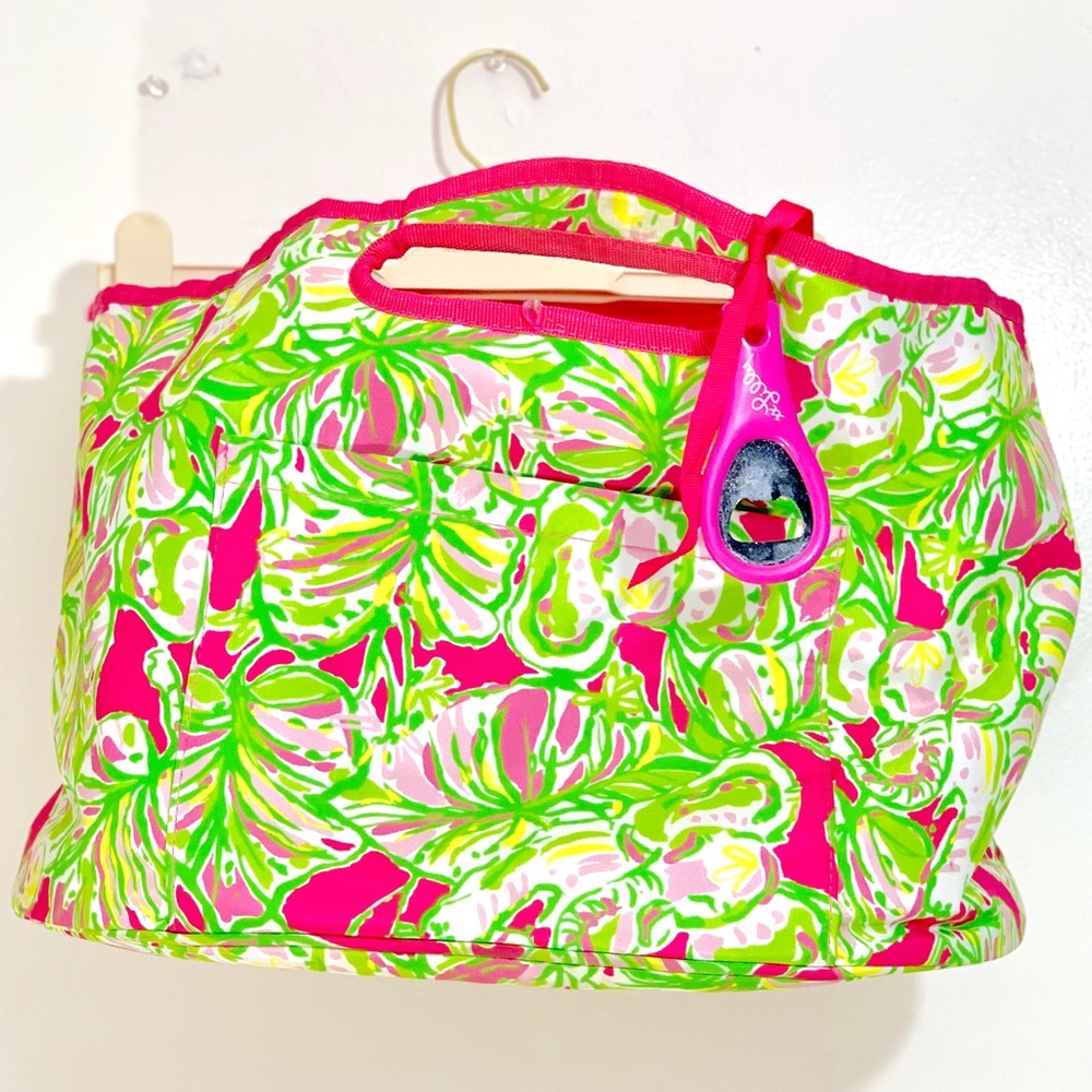 Lilly Pulitzer insulated beach bag, palm leaf/pink